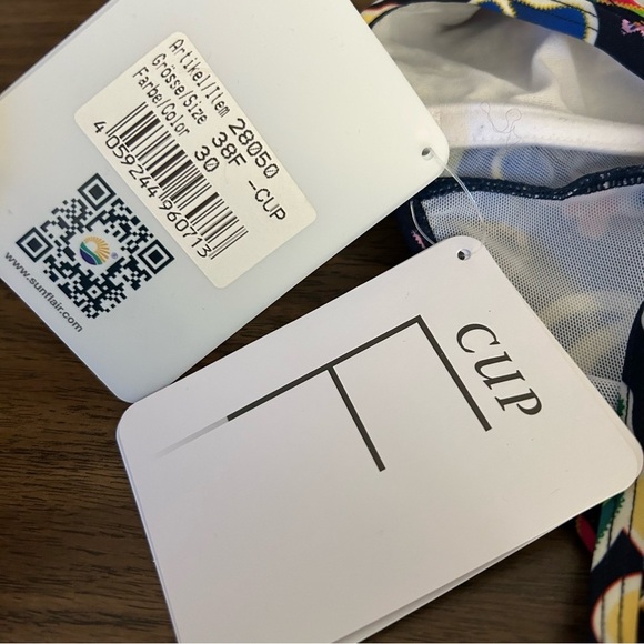 NWT Sunflair Swimming Top US 10 F Cup - Picture 6 of 10